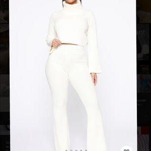 Fashion Nova Sweater Set (Top& Bottom)